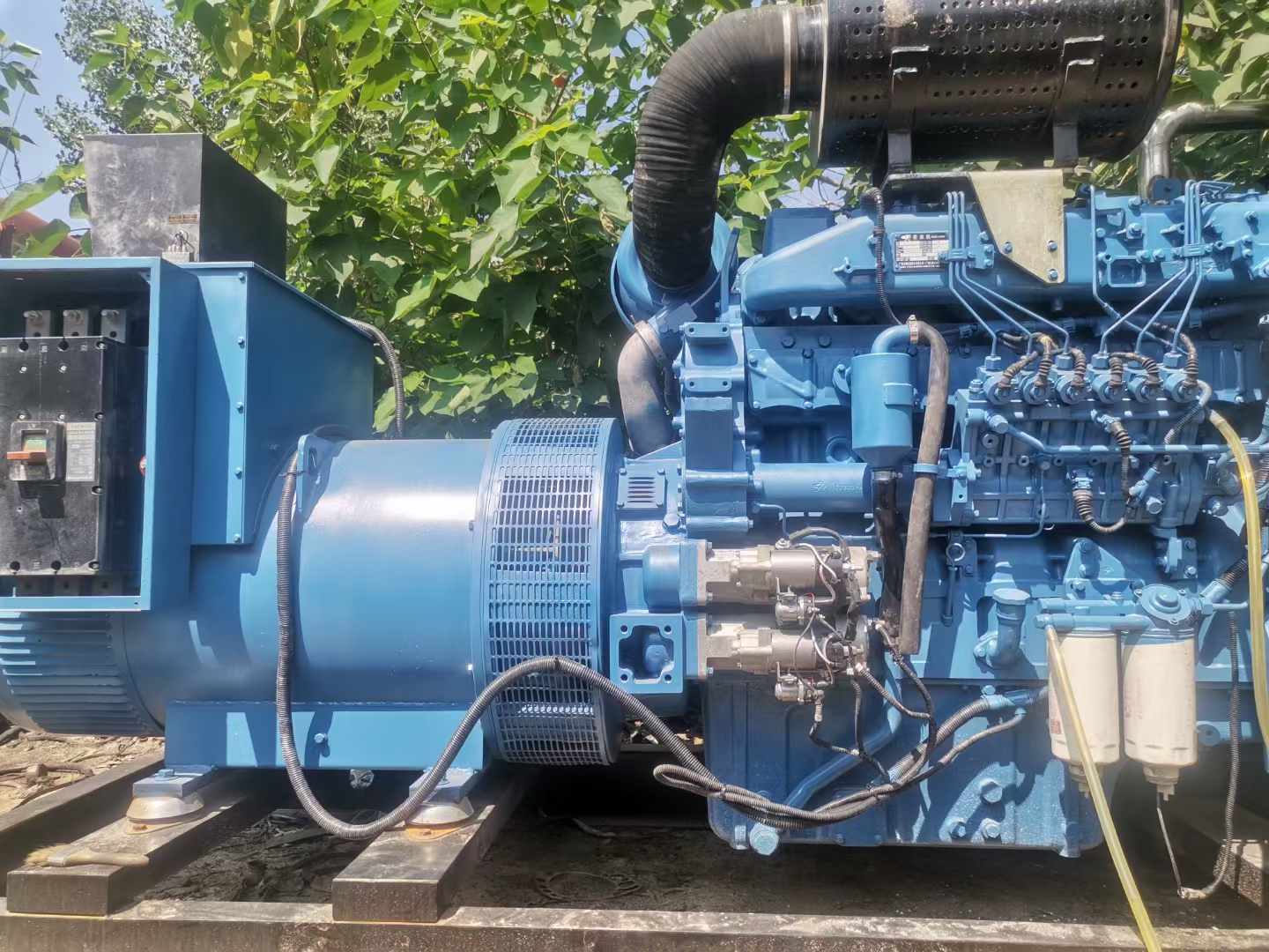 图们详细说明降低 800kW 柴油发电机输出电流波动的方法