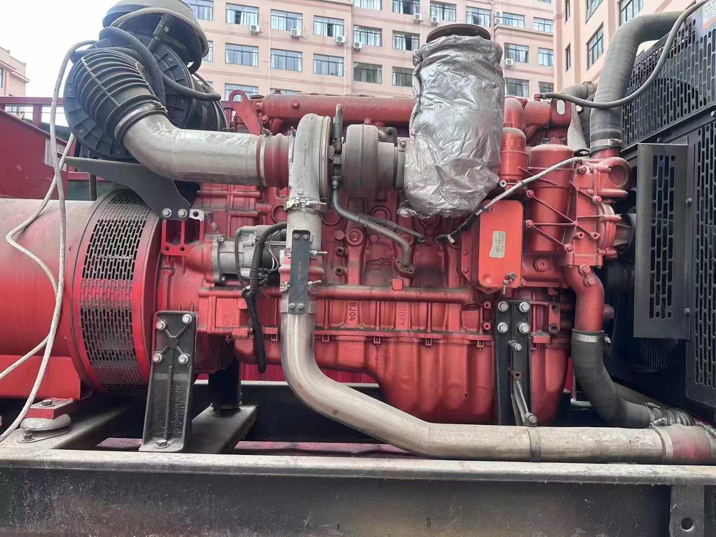 图们如何选择适合 600kW 柴油发电机组的过载保护器？